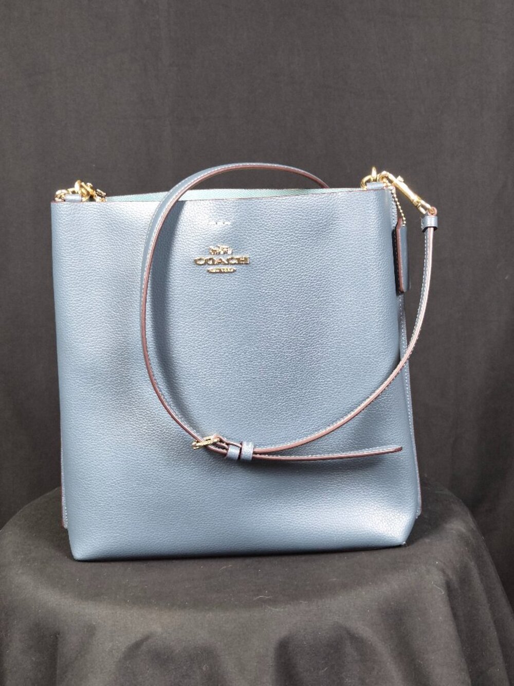 Coach Bucket Bag